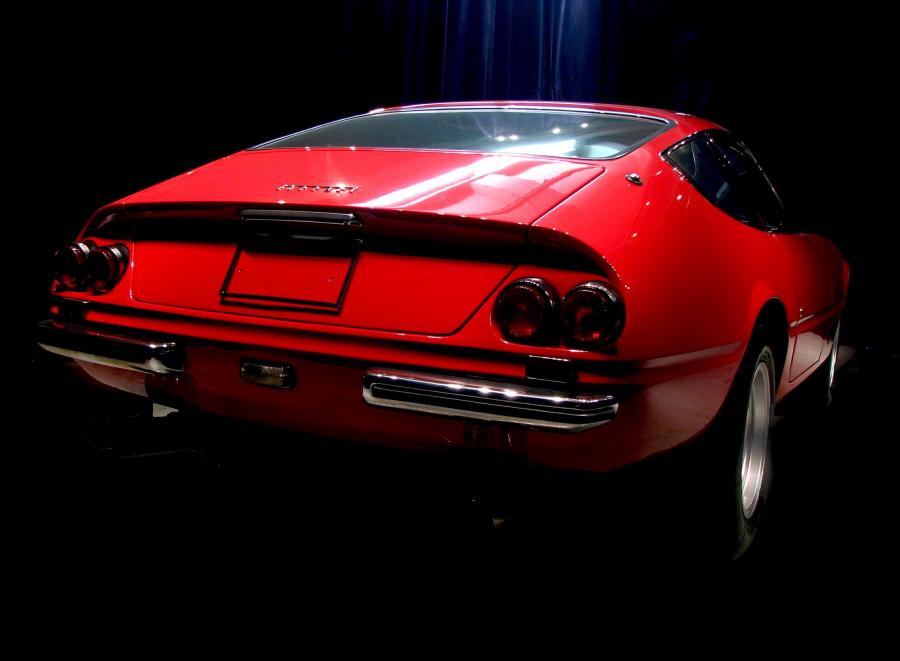  Ferrari 365 GTB/4 Daytona 1971 года  (фото 3 из 52)